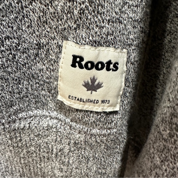 ROOTS Canada Felt Print Graphic Salt & Pepper Crew Long Sleeve Sweatshirt L - Picture 2 of 12